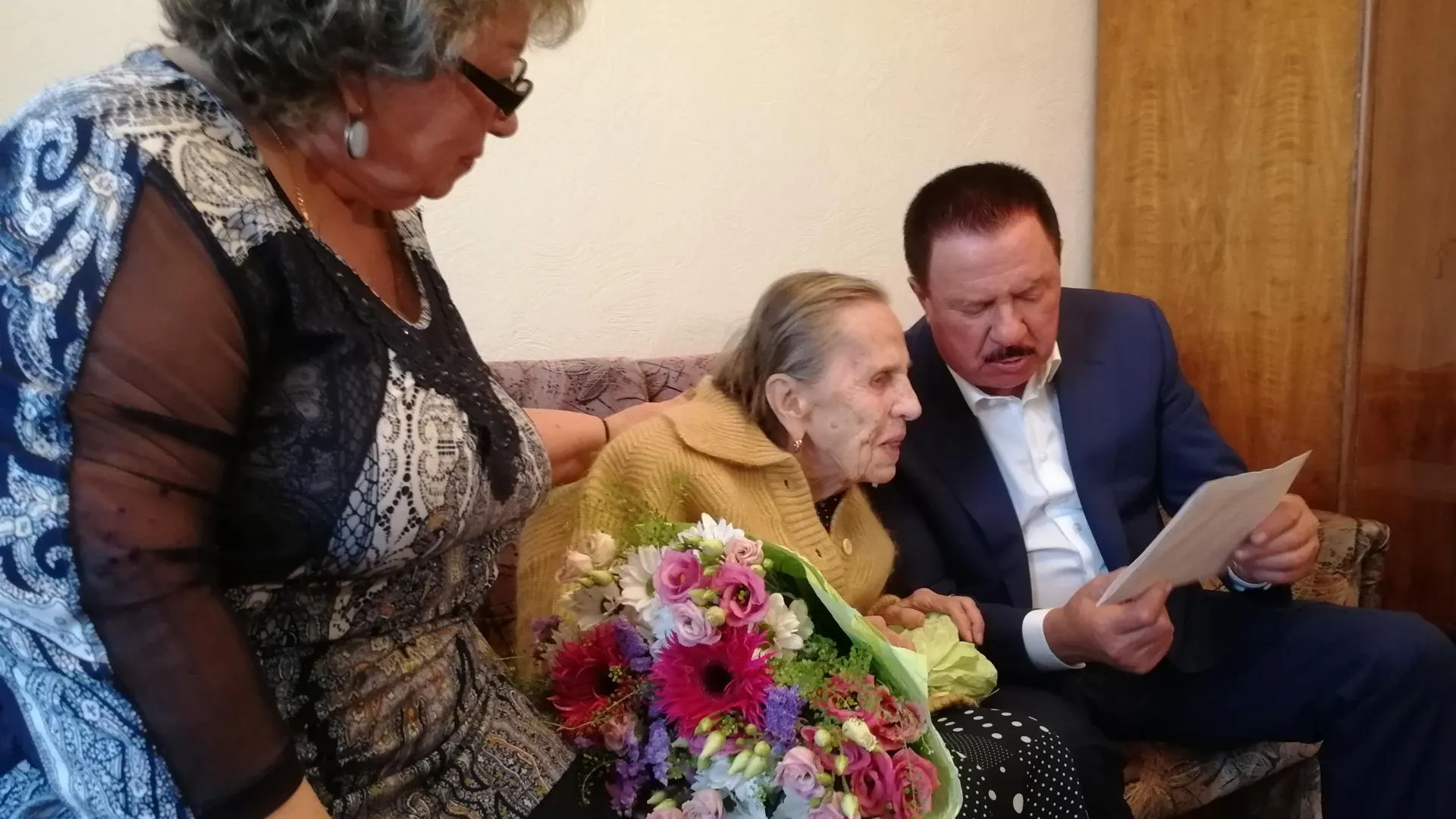 Глава Королева поздравил жительницу округа со 100‑летним юбилеем