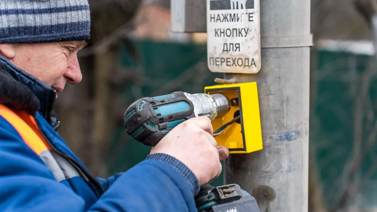 В Подмосковье проведен ремонт светофоров в 11 округах
