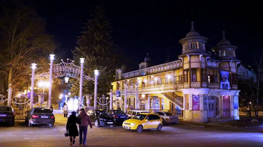 Мужчина напал на известную блогершу за отказ познакомиться в Пятигорске