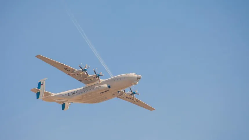 Обломки рухнувшего Ан-22 в Ивановской области нашли в воде