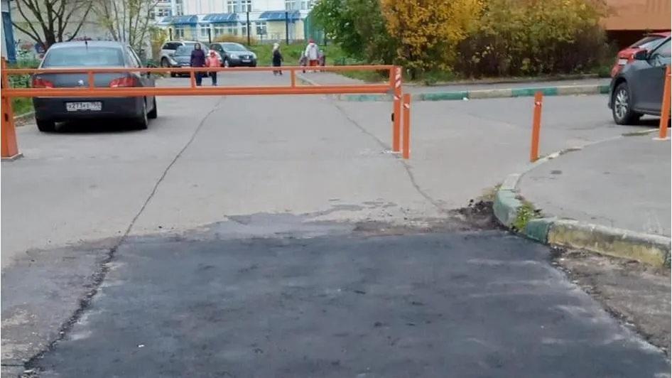 Более 30 ям заделали во дворах Люберец за неделю