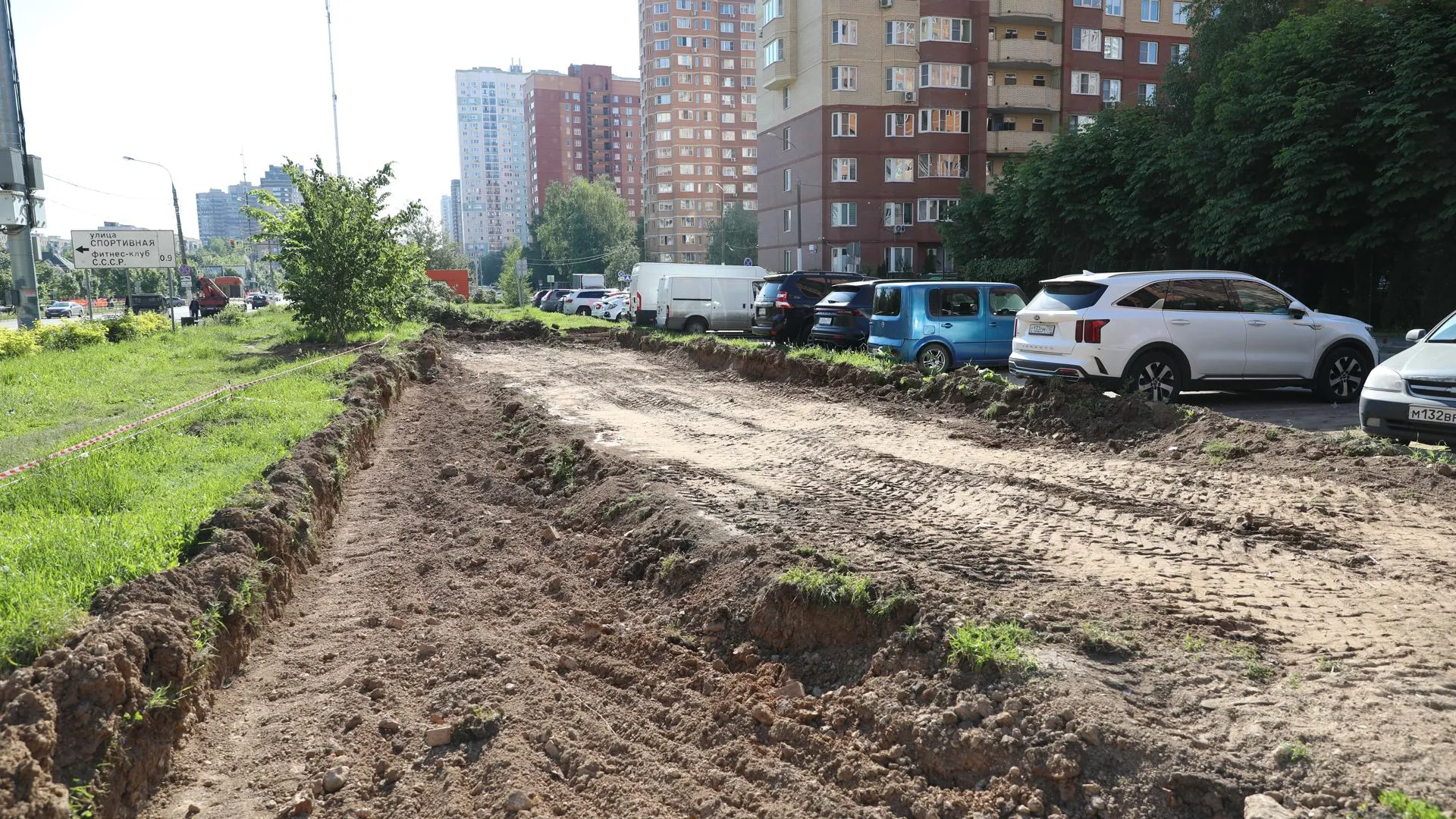 Глава Долгопрудного проверил уборку и стройки в округе