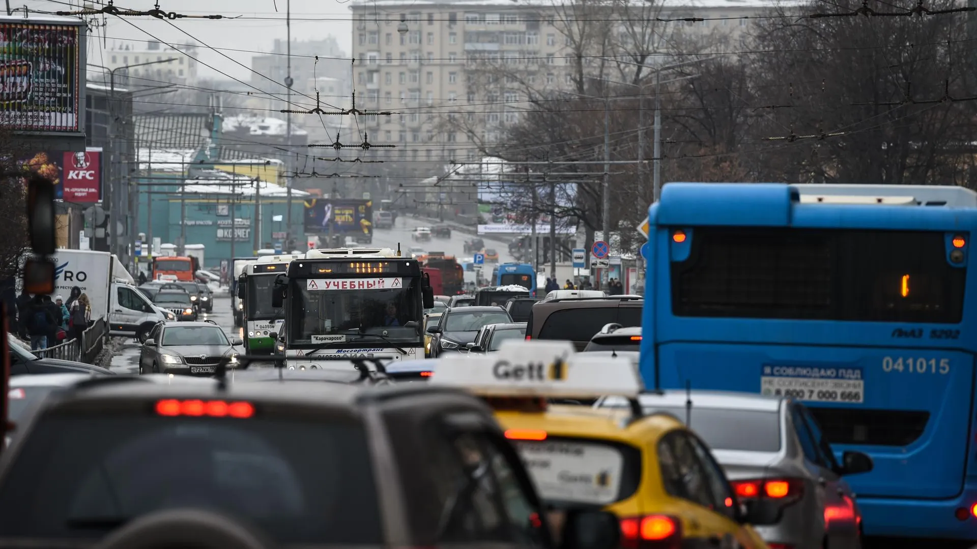 В РФ будут пересмотрены размеры дорожных штрафов в новом КоАП