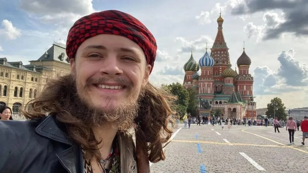 Сын замглавы ЦРУ воевал за Россию и погиб в 21 год. Семья назвала его героем