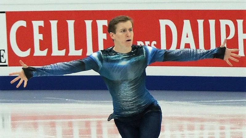 Российский фигурист Самарин стал вторым на чемпионате Европы