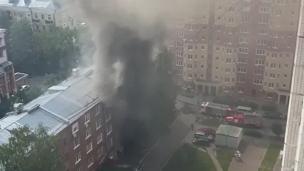 Пожар произошел в пятиэтажном доме в Балашихе