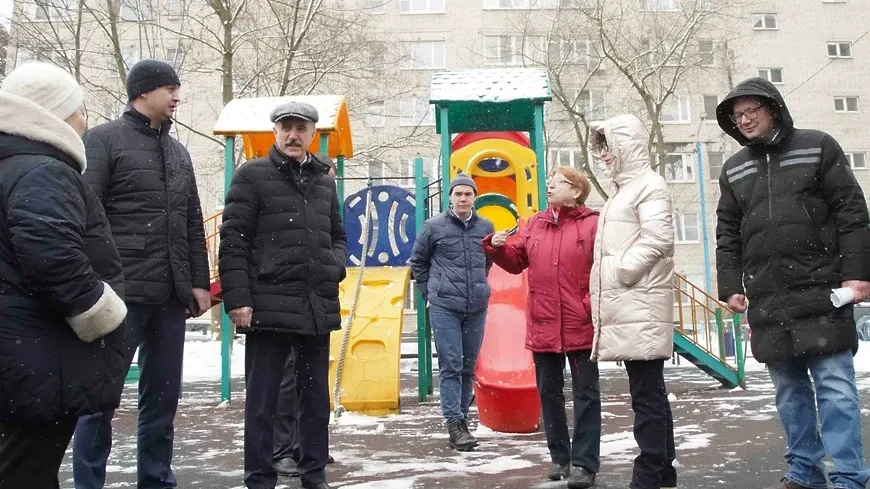 УК в поселке Красково Люберцах убирает территории обслуживания без нареканий