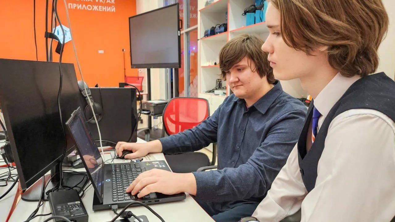 Программисты из Подольска создают навигацию школьного музея в дополненной реальности