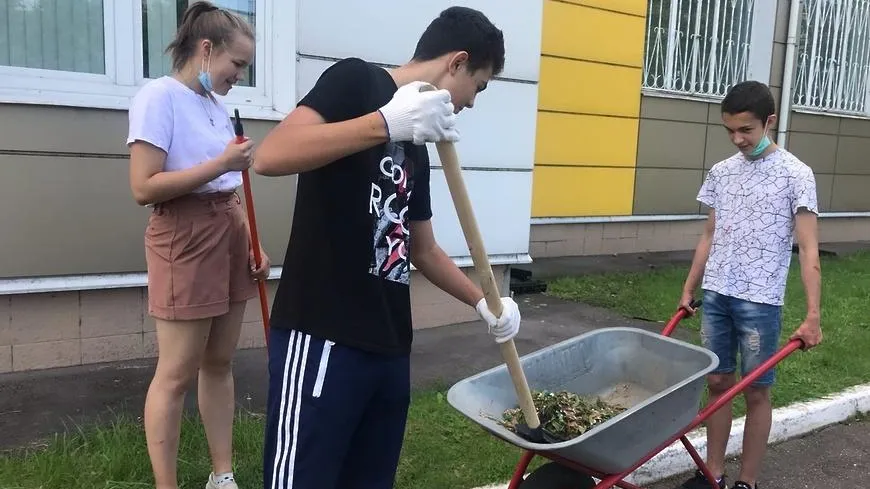 Более 1,1 тыс мест появится в трудовых бригадах для молодежи Подольска летом