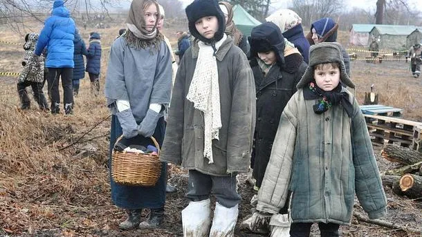 Более 250 человек поучаствовали в реконструкции «Рассвет Победы» в Подмосковье