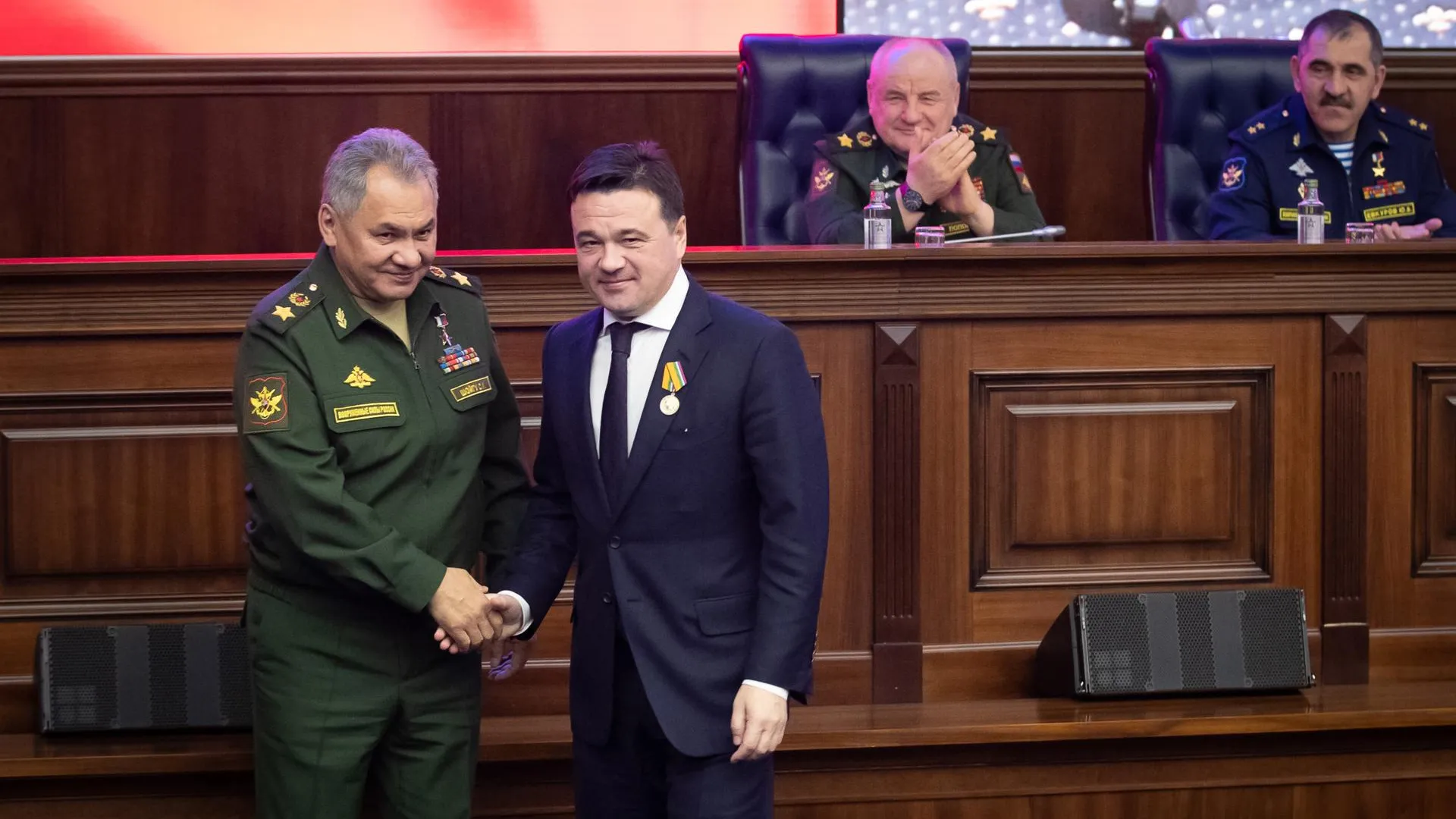 Воробьева наградили медалью «За вклад в укрепление обороны РФ»
