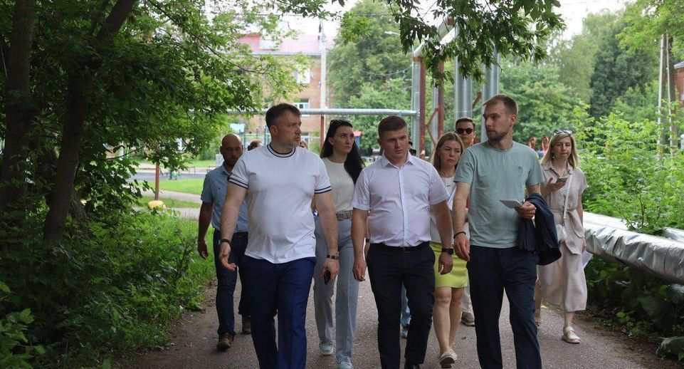 Глава Серпухова провел объезд территорий поселка Пролетарский
