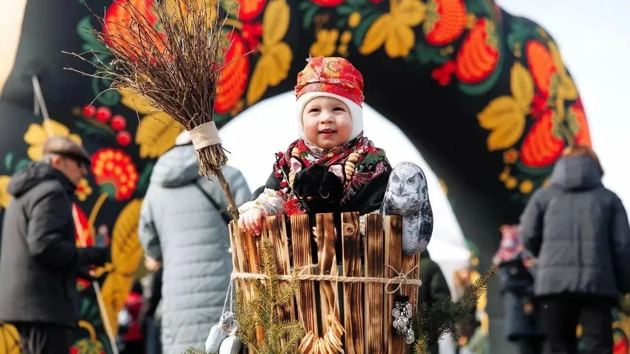 Около 250 тыс человек посетили программу «Заходите на блины!» в парках Подмосковья