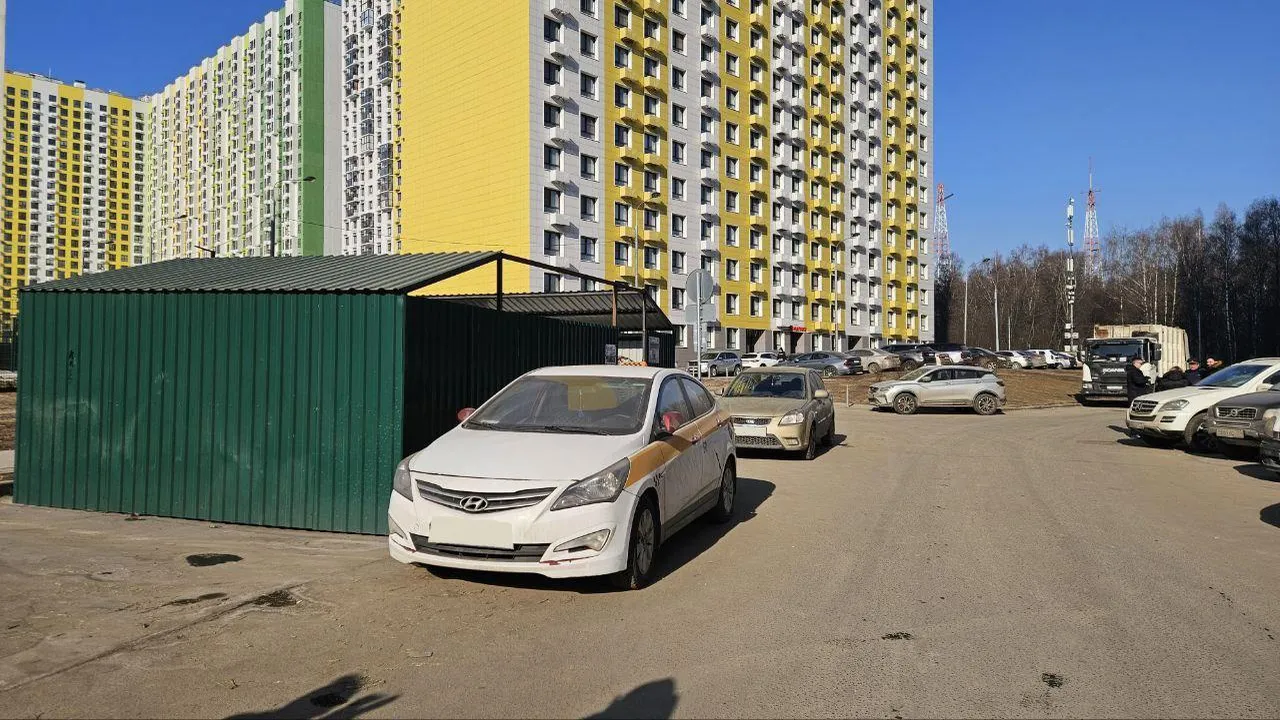 Более 800 водителей Подмосковья оштрафованы за неправильную парковку в мае
