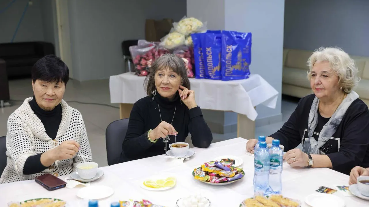 Участницы «Активного долголетия» из Подольска встретились в преддверии 8 Марта