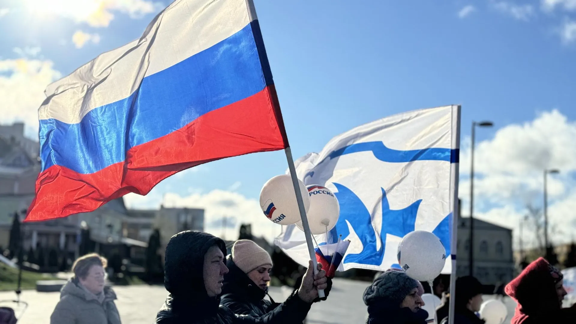 «Единая Россия» в Подмосковье поздравила жителей с Днем народного единства