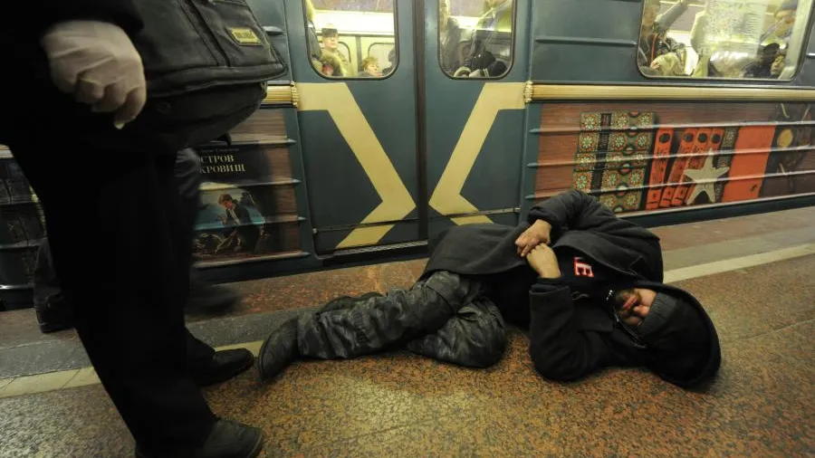 «Веселая жизнь»: в Москве предлагают почувствовать себя бомжом за 20 тыс рублей