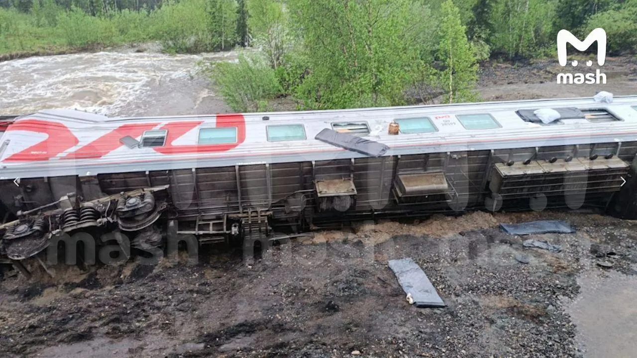 В РЖД назвали причину схода вагонов поезда Воркута – Новороссийск