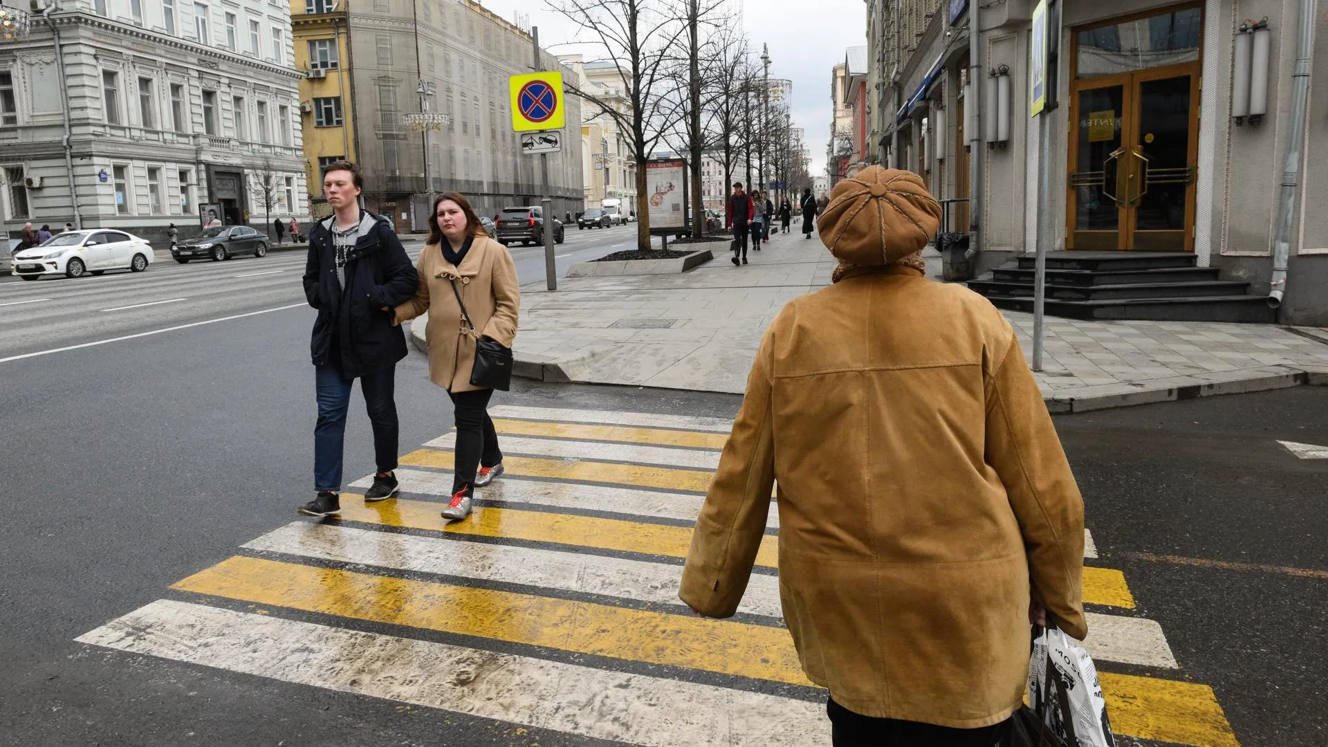 До плюс 7 градусов и небольшой дождь ожидается в среду в Московском регионе