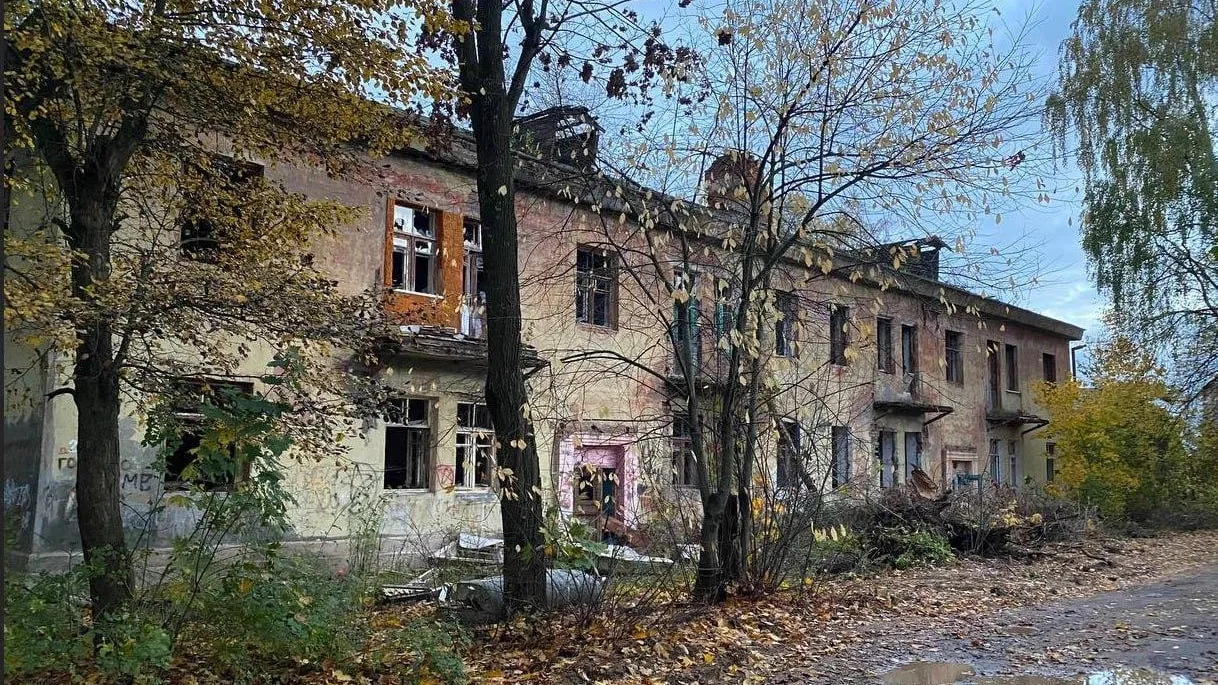 В Балашихе снесли аварийное здание жилого дома