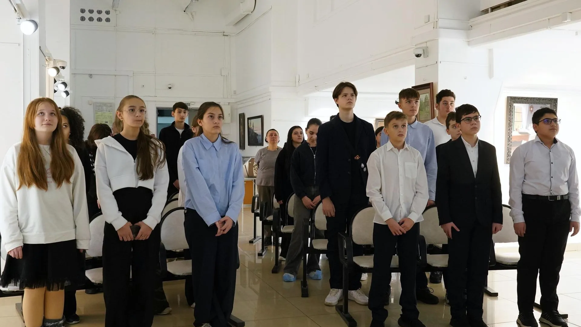 В Реутове для гимназистов провели «Урок мужества» ко Дню героев Отечества