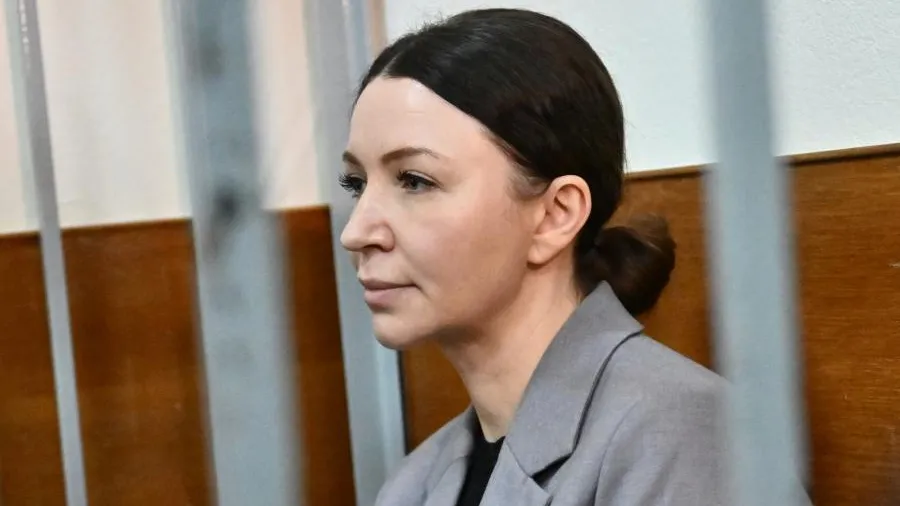 «Королева марафонов» нарастила ресницы в СИЗО