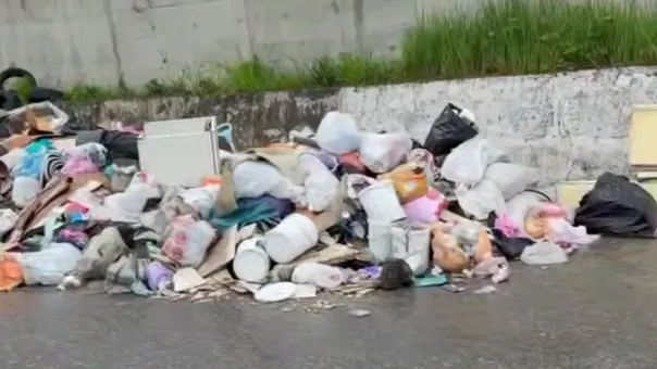В Сочи продолжается мусорный коллапс