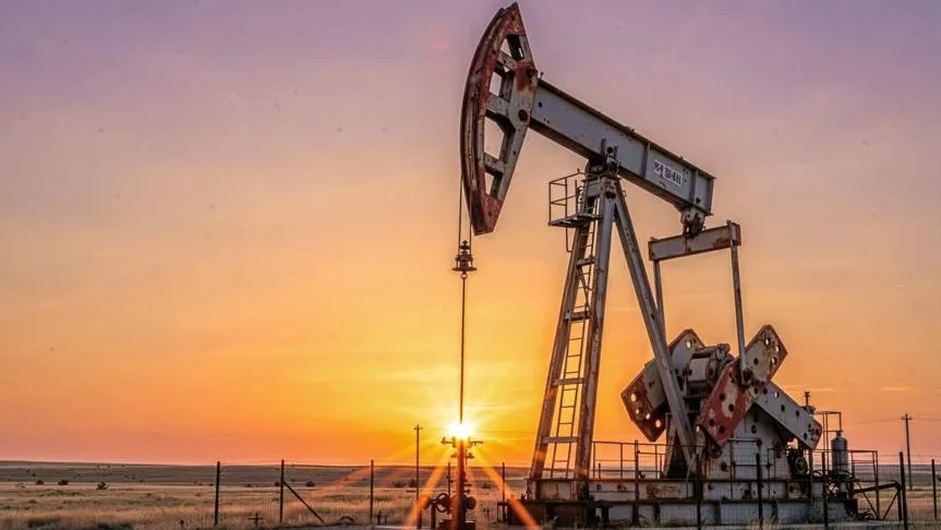 Экономист допустил снятие санкций США с нефти РФ