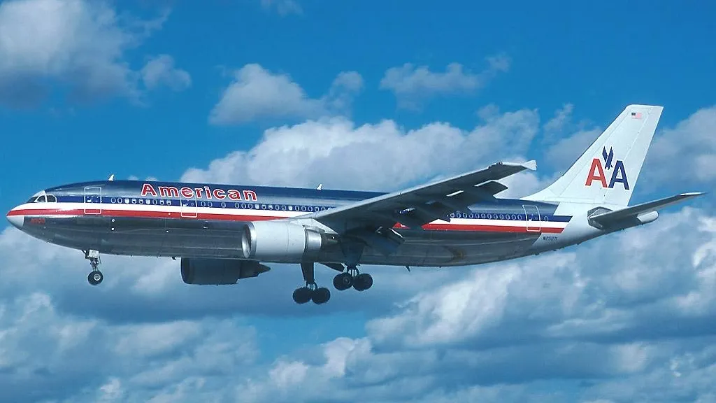 Обломки самолета American Airlines начнут поднимать из реки Потомак 3 февраля