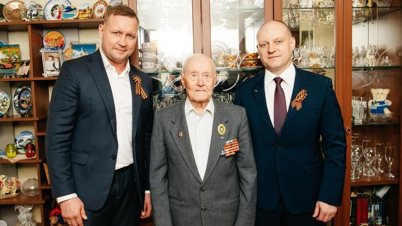 Ветерану Алексею Галютину вручили знак «Почетный гражданин округа Пушкинский»