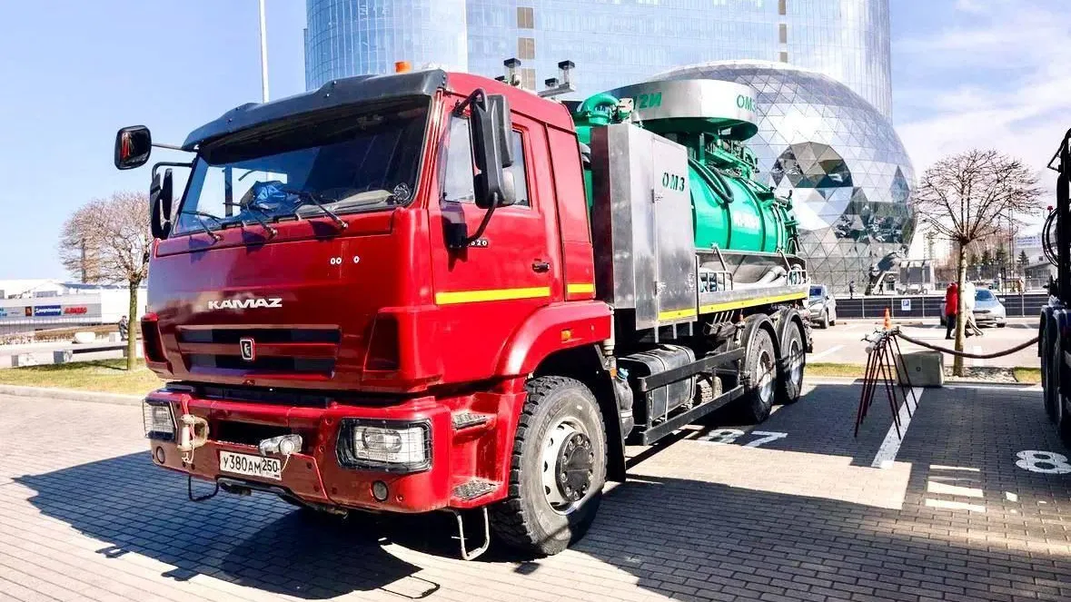 Более 40 видов коммунальной техники и оборудования задействовано в Подмосковье