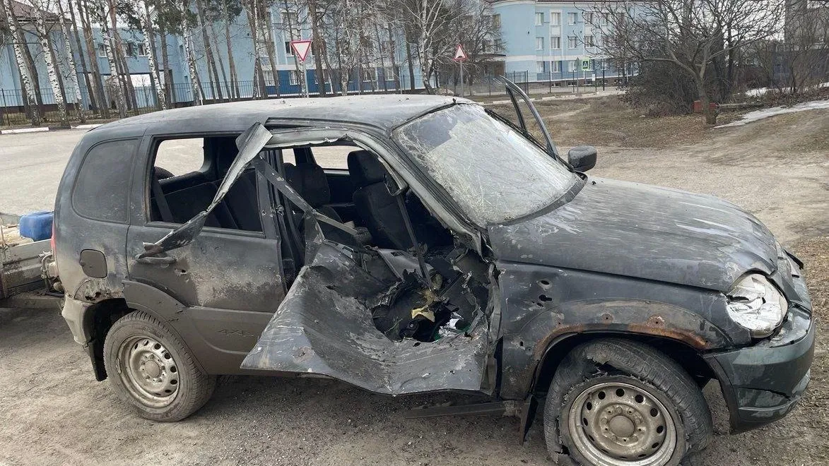 Мирный житель ранен в Шебекине из-за атаки БПЛА на машину