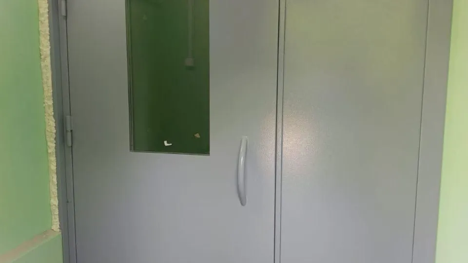 Более 11 тыс входных дверей в подъездах МКД Подмосковья отремонтировали за год