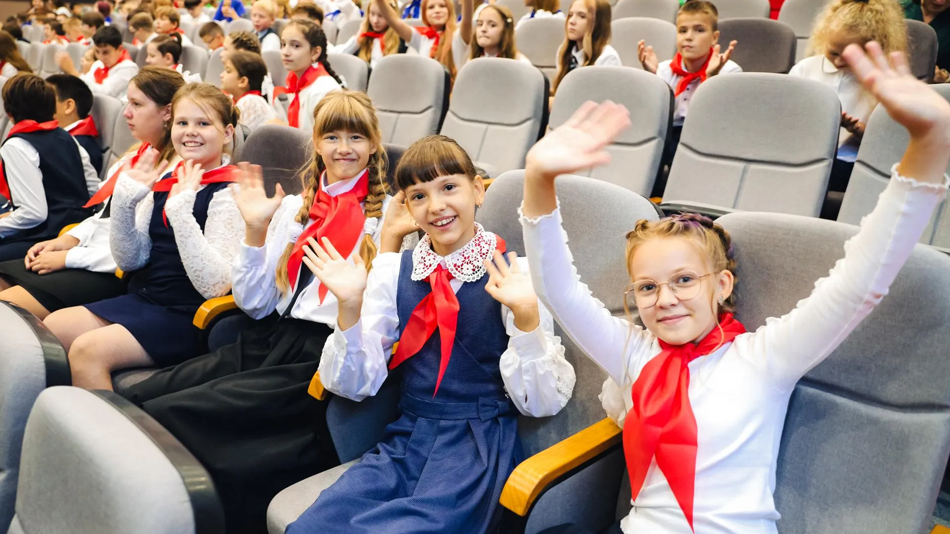 В Химках открыли две школы и образовательный комплекс к учебному году