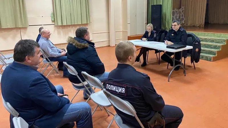 Участковые в Лотошине отчитались перед населением о проделанной работе в 2022 г