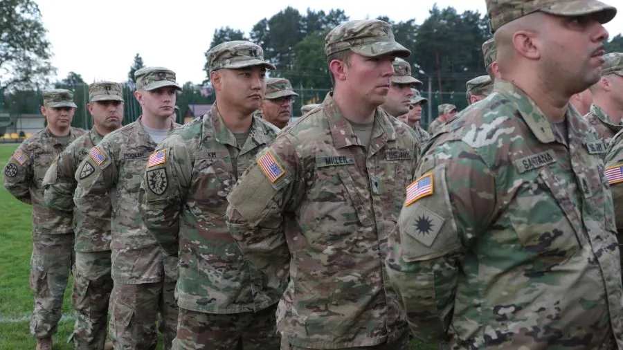 Власти Ессентуков оправдались за солдата с флагом США на патриотическом баннере
