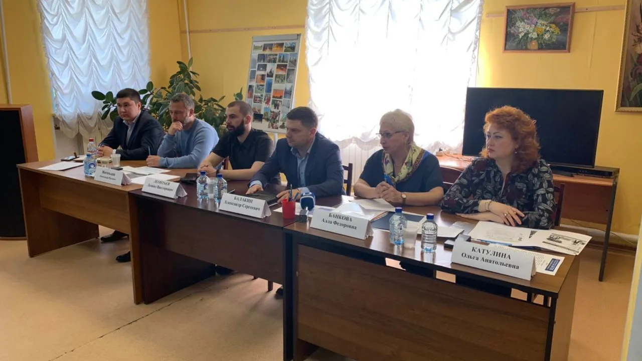 В Долгопрудном прошла встреча с жильцами СНТ по теме вовлечения в оборот хозпостроек
