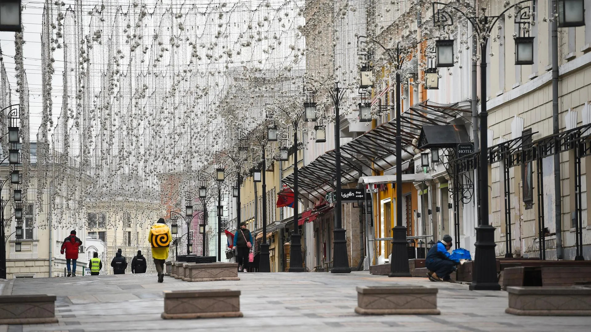 Облачная погода и небольшой дождь ожидаются в Московском регионе в пятницу