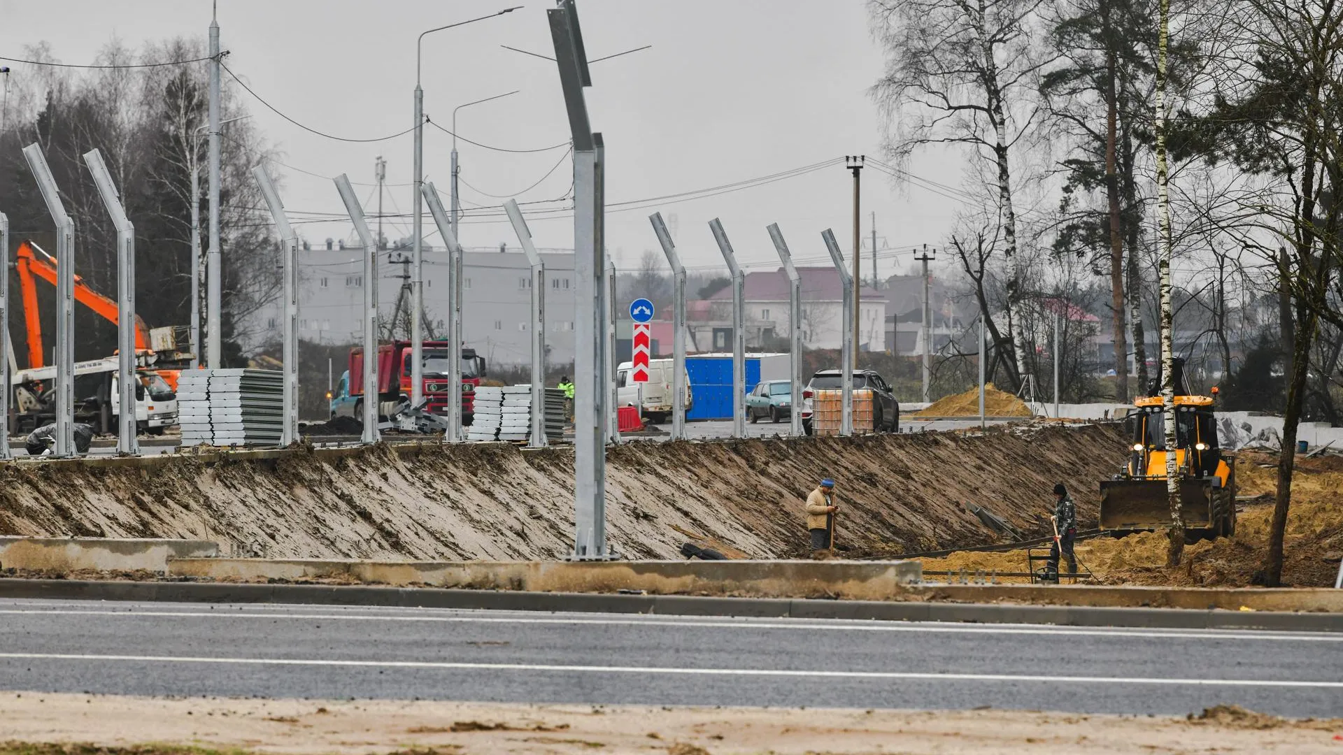 В Химках завершается строительство нового выезда из деревни Юрлово