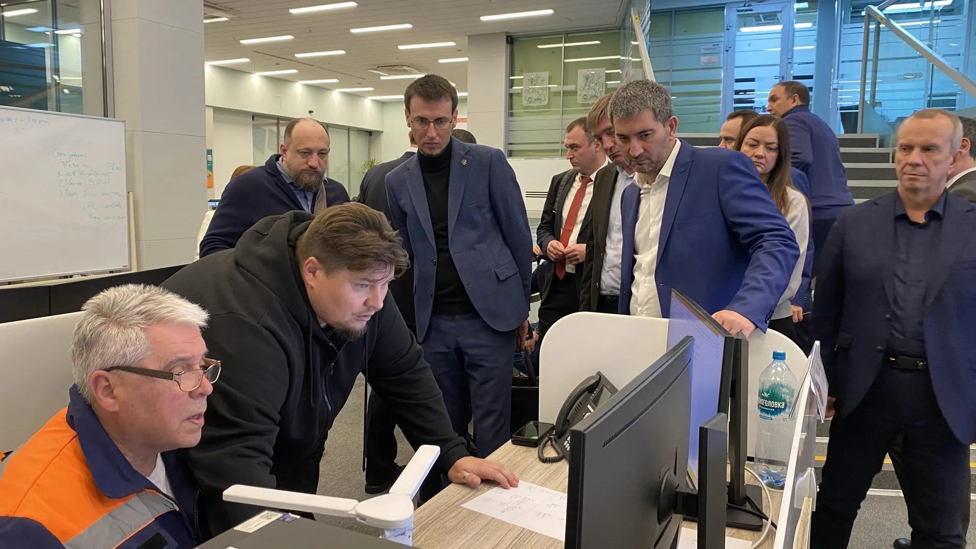 Представители органов власти новых регионов РФ посетили ЖКХ-центр в Подмосковье