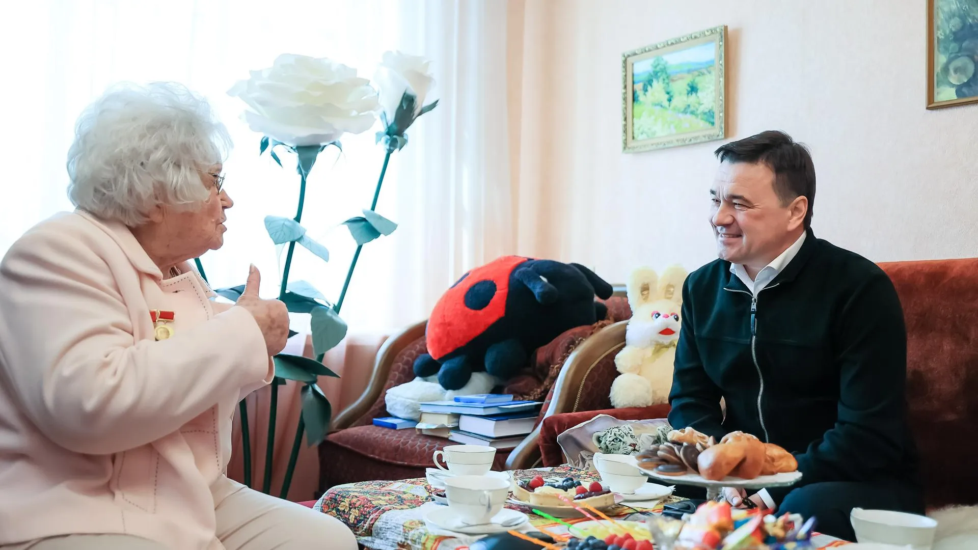 Воробьев: надеюсь, мальчишки и девчонки будут брать пример с таких людей, как Галина Брок