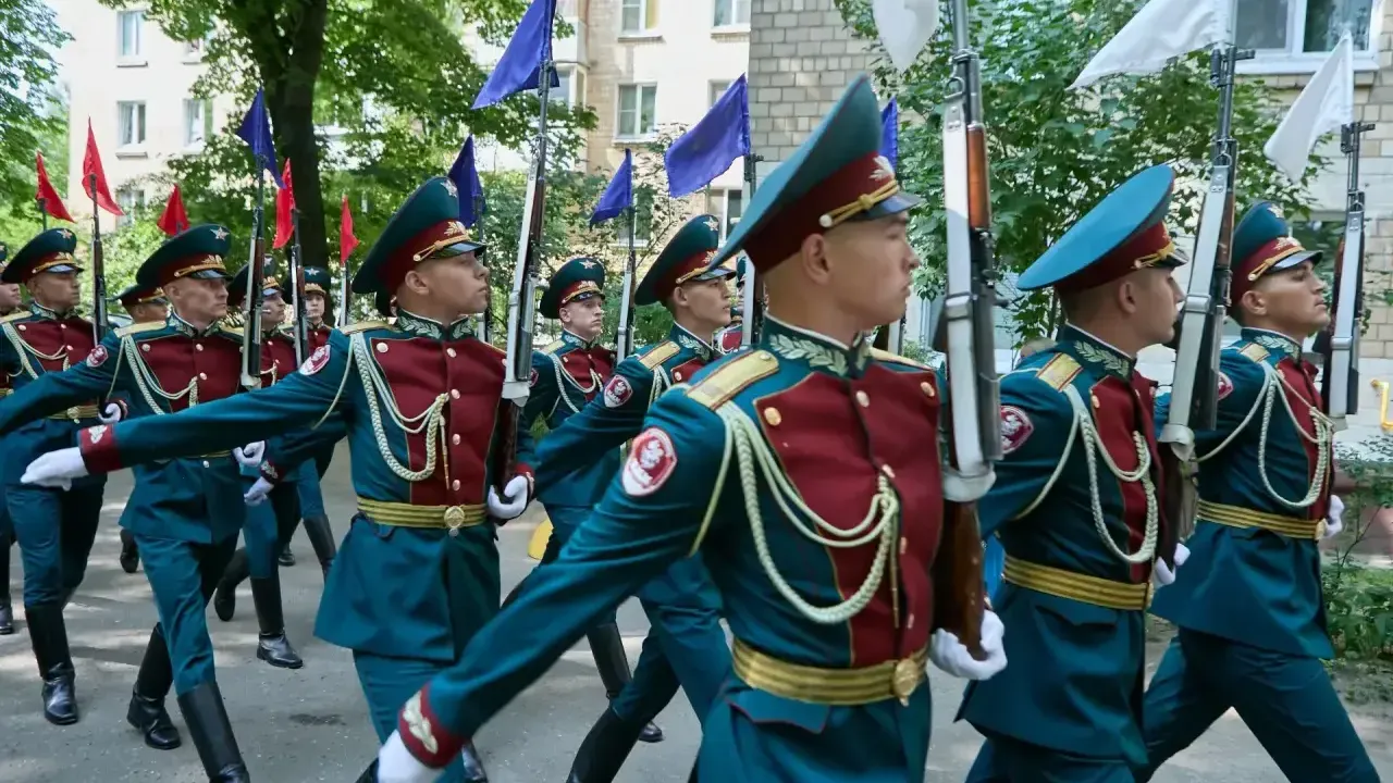 В Балашихе открыли доску герою СВО Авдееву
