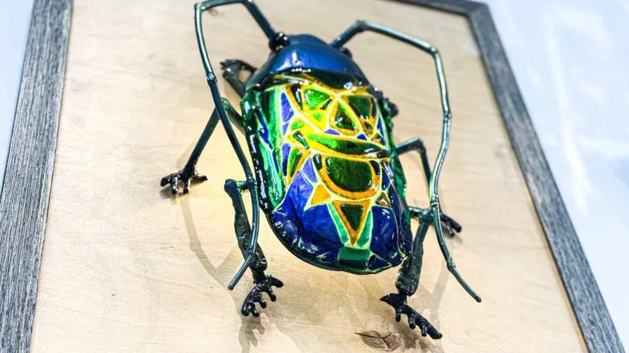 «Жесть»: в Кемерове открылась выставка металлическихскульптур