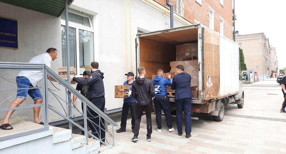 Полторы тонны гумпомощи отправили волонтеры Балашихи участникам спецоперации