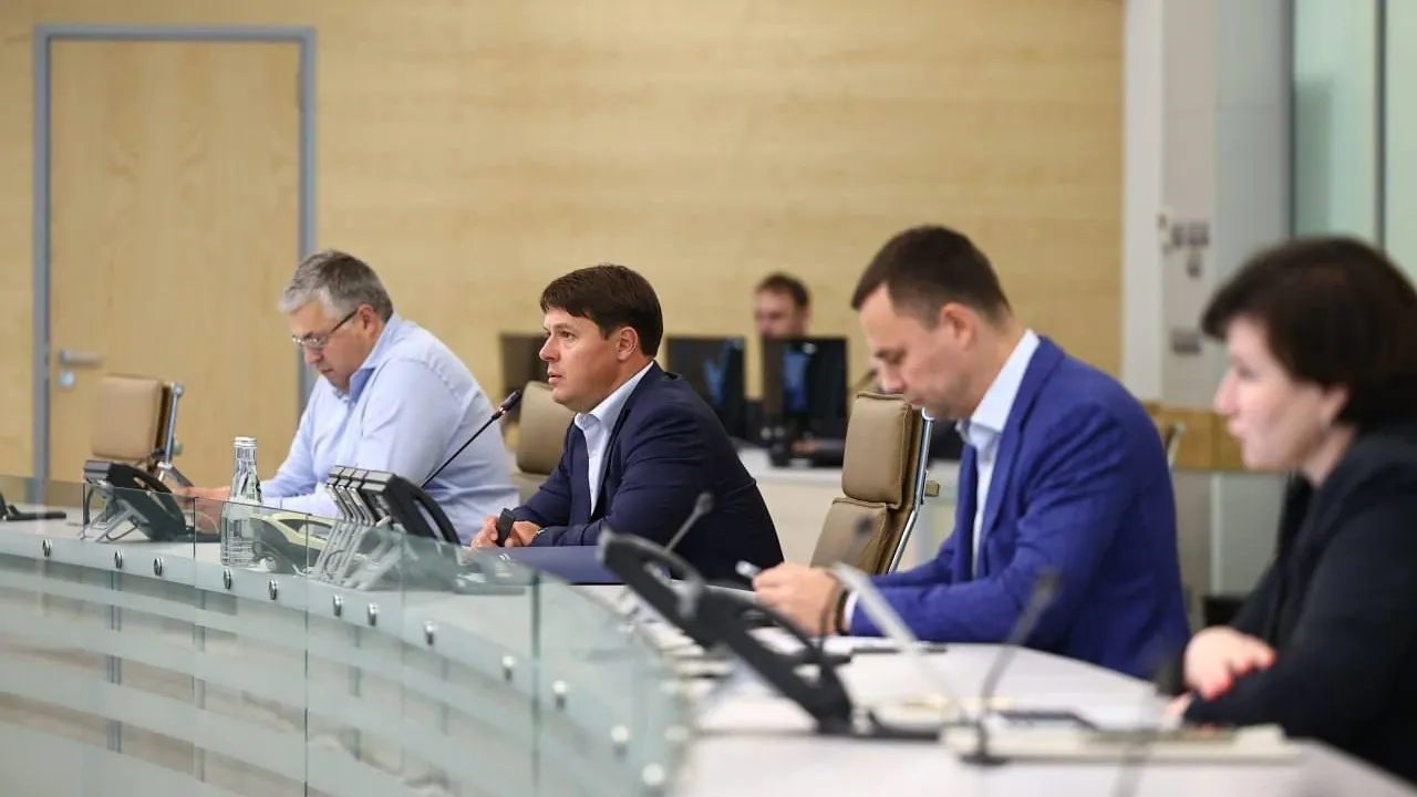 Ситуация с запаркованностью дворов Подмосковья требует быстрого решения — Мурашов