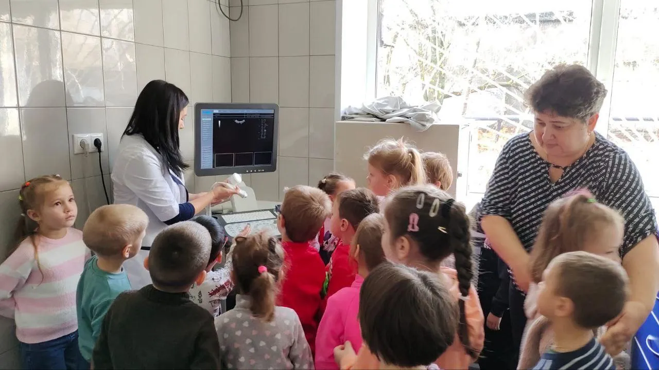 Ветеринарные специалисты Подмосковья проводят «Уроки доброты» для детей