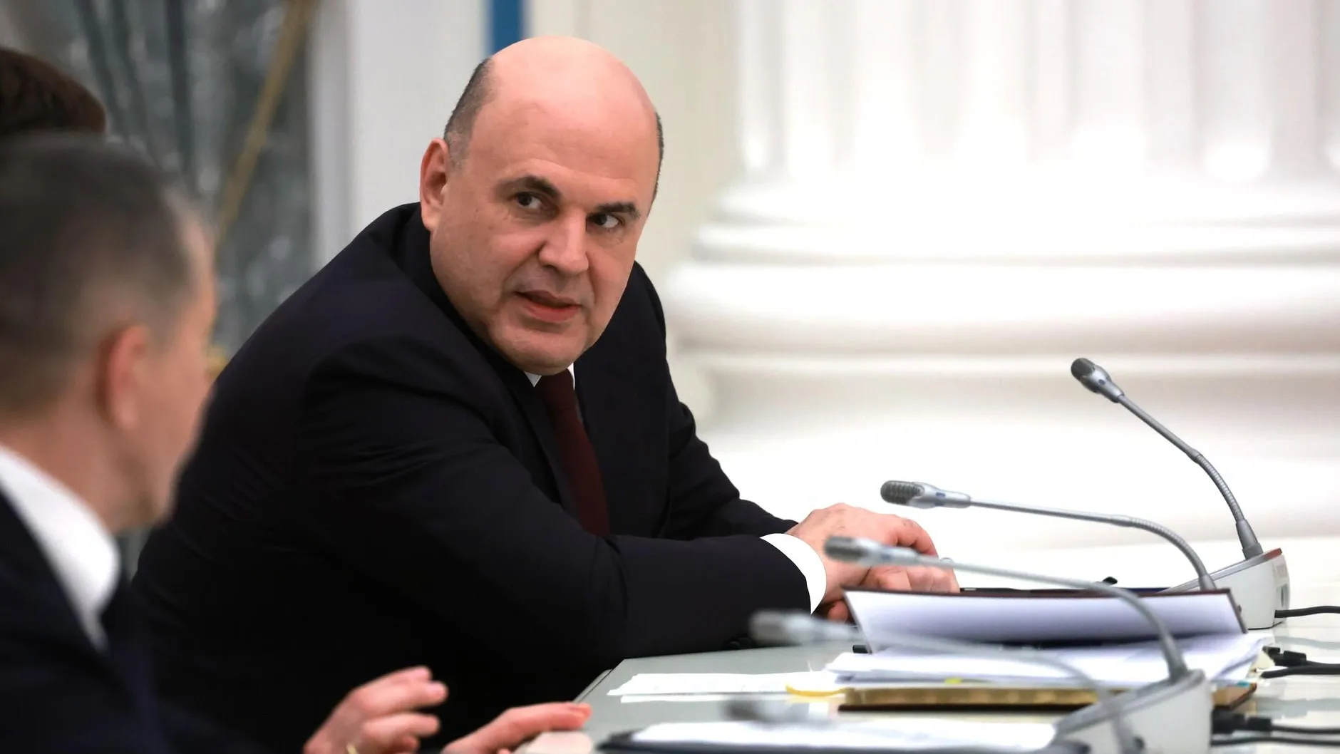 Мишустин: доля рубля и юаня во взаиморасчетах превысила 95%