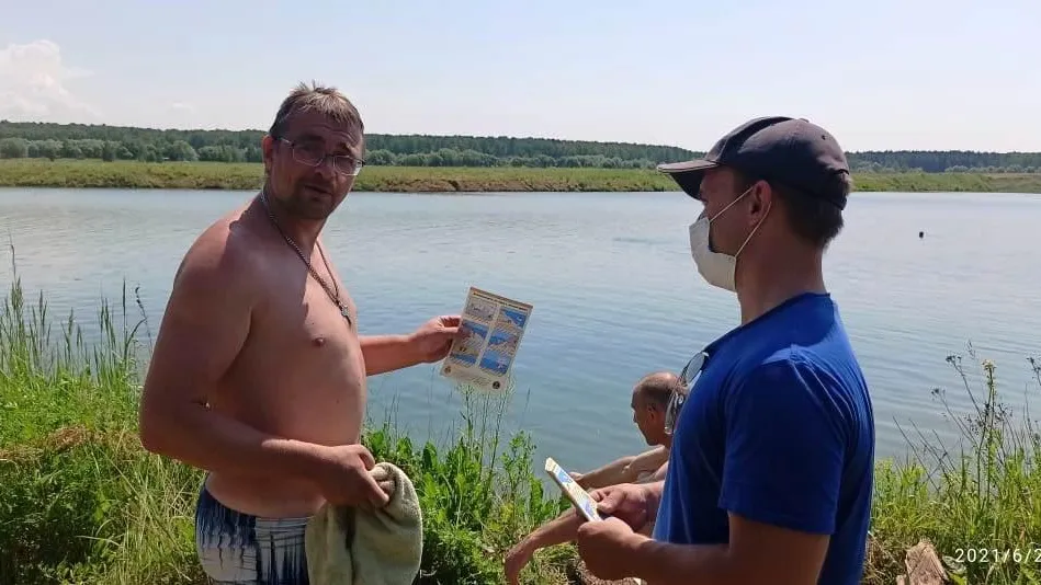 Подольские спасатели продолжают патрулировать несанкционированные пляжи для безопасности