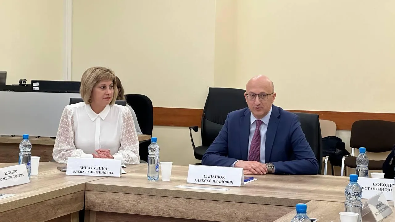 Наблюдение за пациентами с хроническими заболеваниями обсудили в Подмосковье