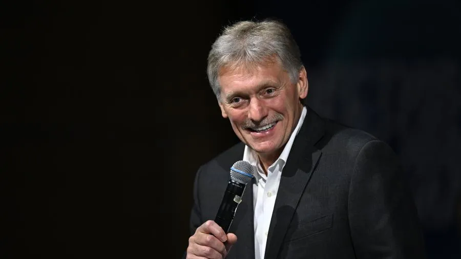 Песков заявил, что Путин не ест людей